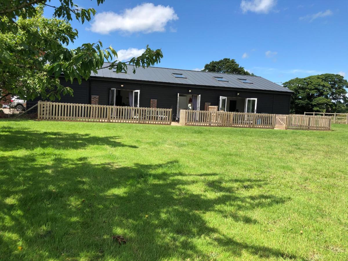 1 Barn Cottages 惠特彻奇 外观 照片